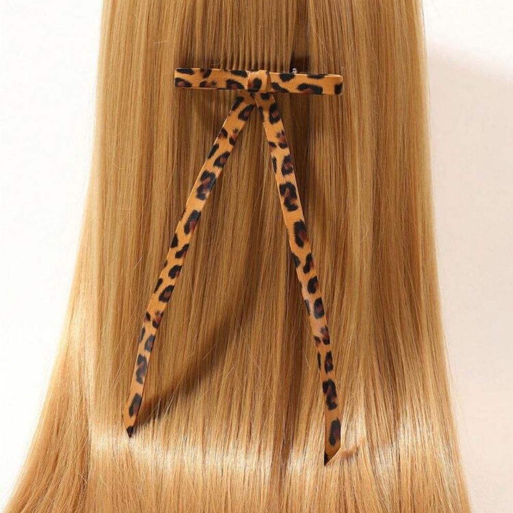 Cheetah hair clips M1154